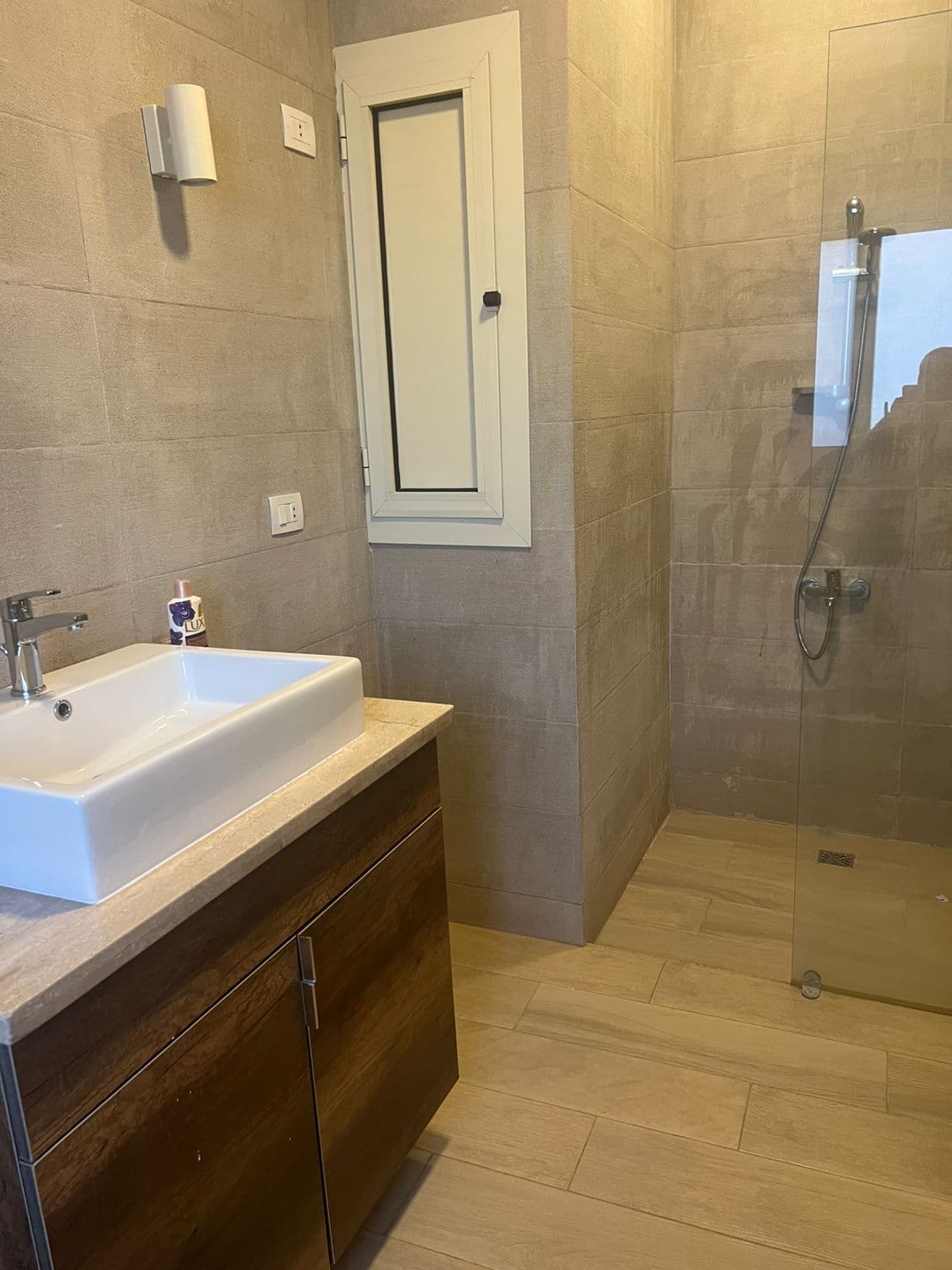 Ground senior chalet for rent at hacienda white — photo 9